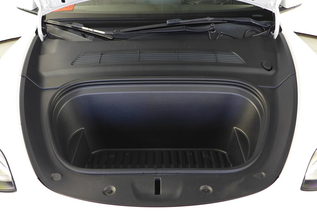 Used 2022 Tesla Model Y Performance AWD/4WD image 6