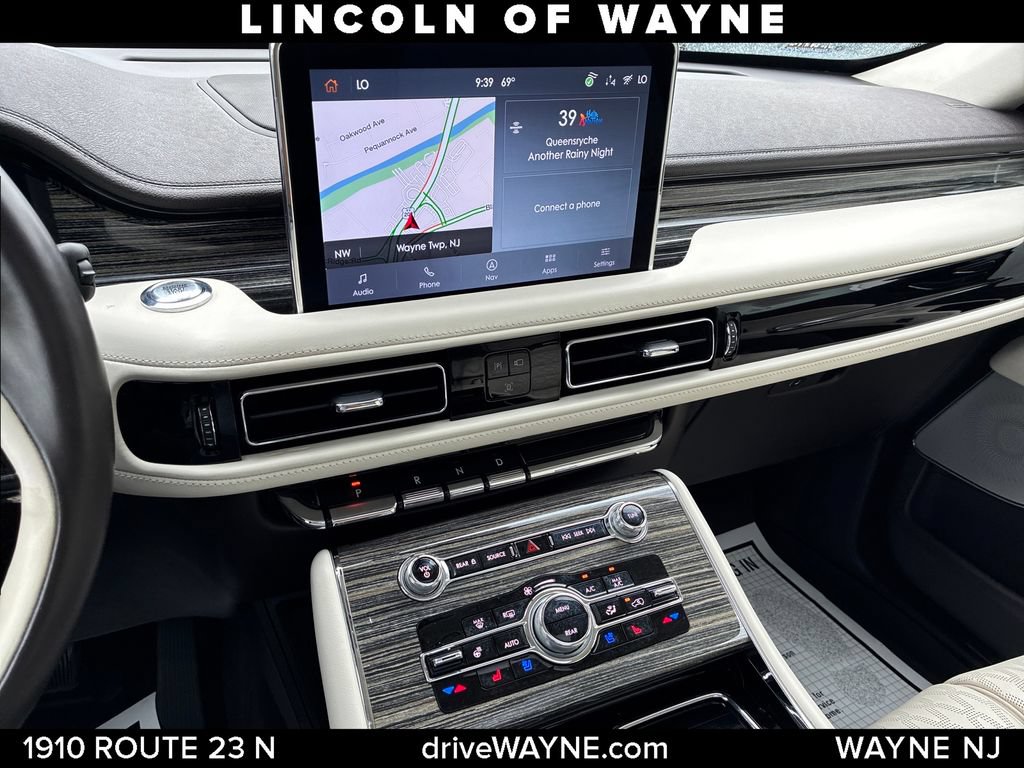 Certified 2021 Lincoln Aviator Black Label w/ Dynamic Handling Package AWD/4WD image 19