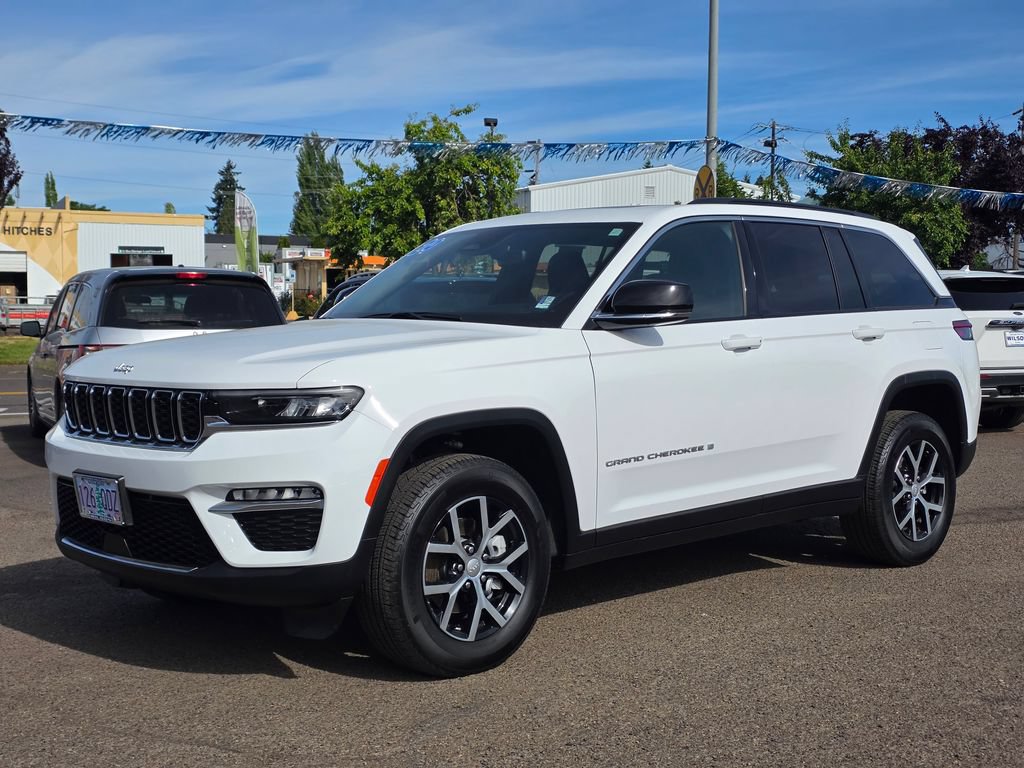 Used 2024 Jeep Grand Cherokee Limited AWD/4WD image 1