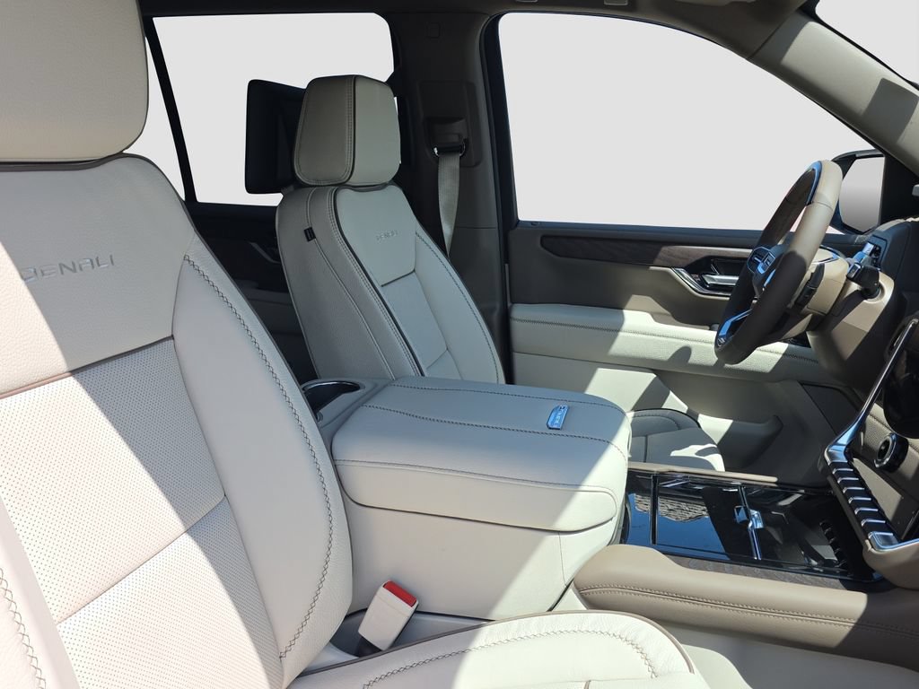 New 2026 GMC Yukon Denali w/ Advanced Technology Package AWD/4WD image 20
