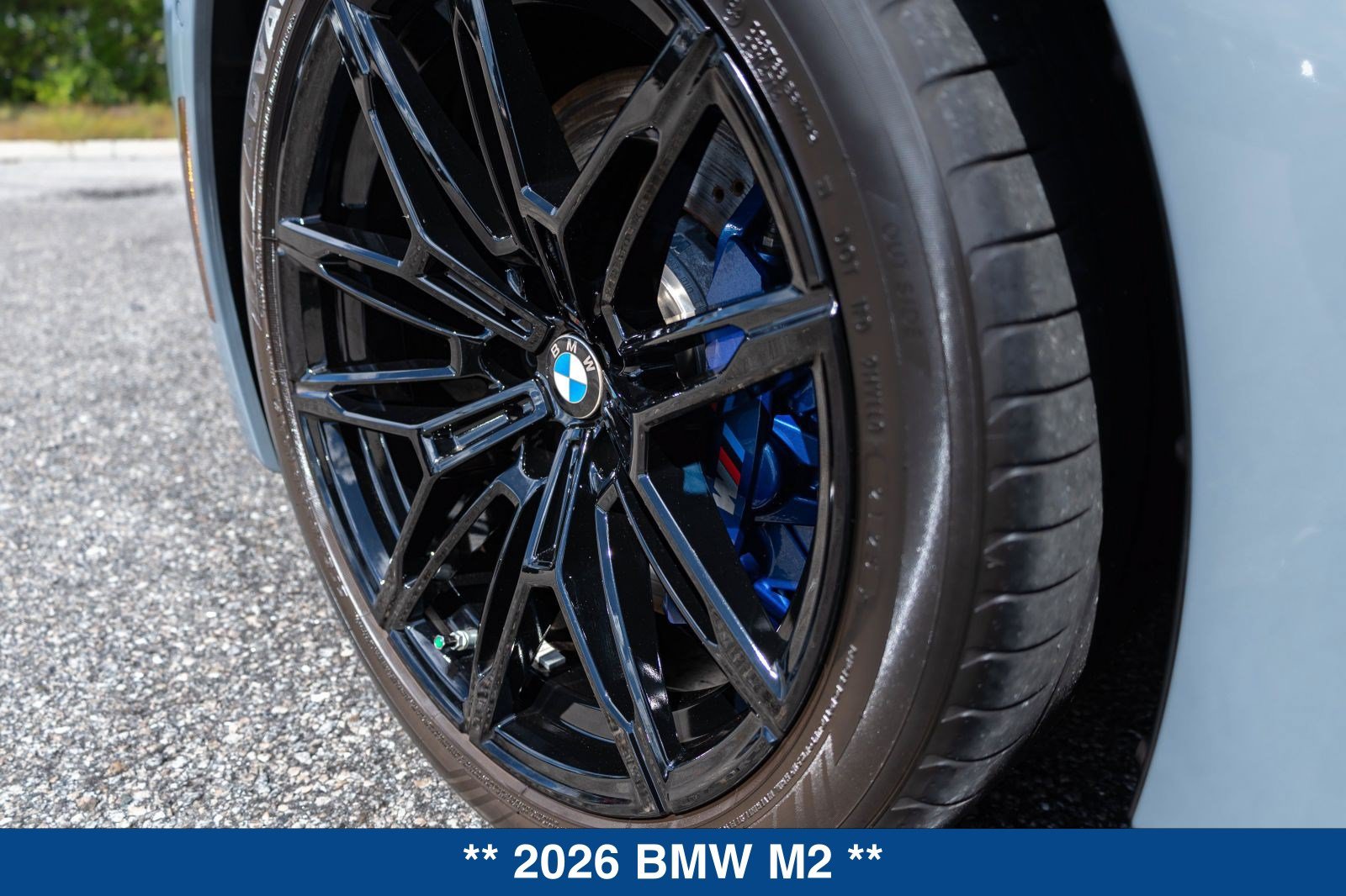 Used 2026 BMW M2 w/ Lighting Package RWD image 34