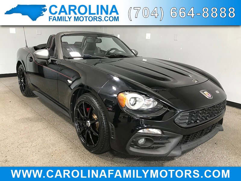 Used 2017 FIAT 124 Spider Abarth image 1