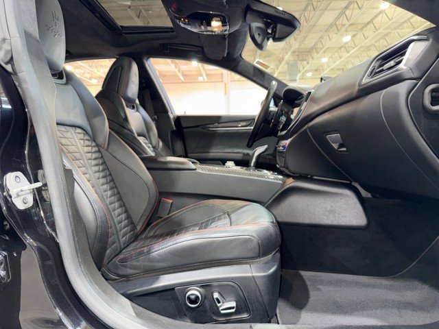 Used 2022 Maserati Ghibli Trofeo image 62