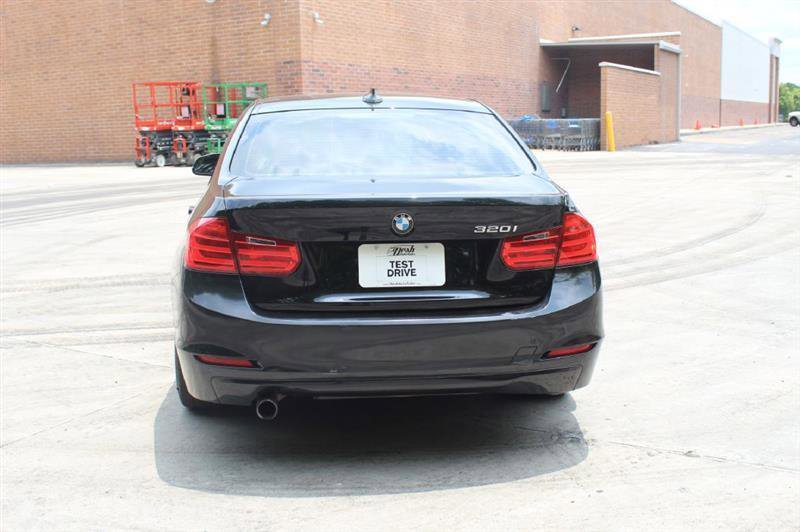 Used 2014 BMW 320i Sedan RWD image 7