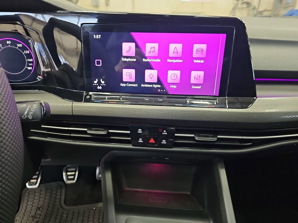 Used 2022 Volkswagen GTI SE image 19