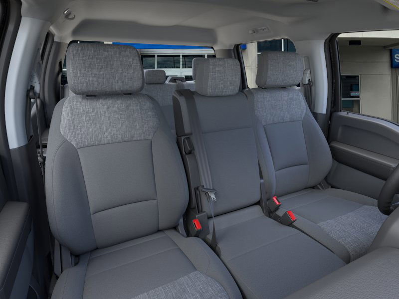 New 2026 Ford F350 4x4 Crew Cab DRW Super Duty image 10
