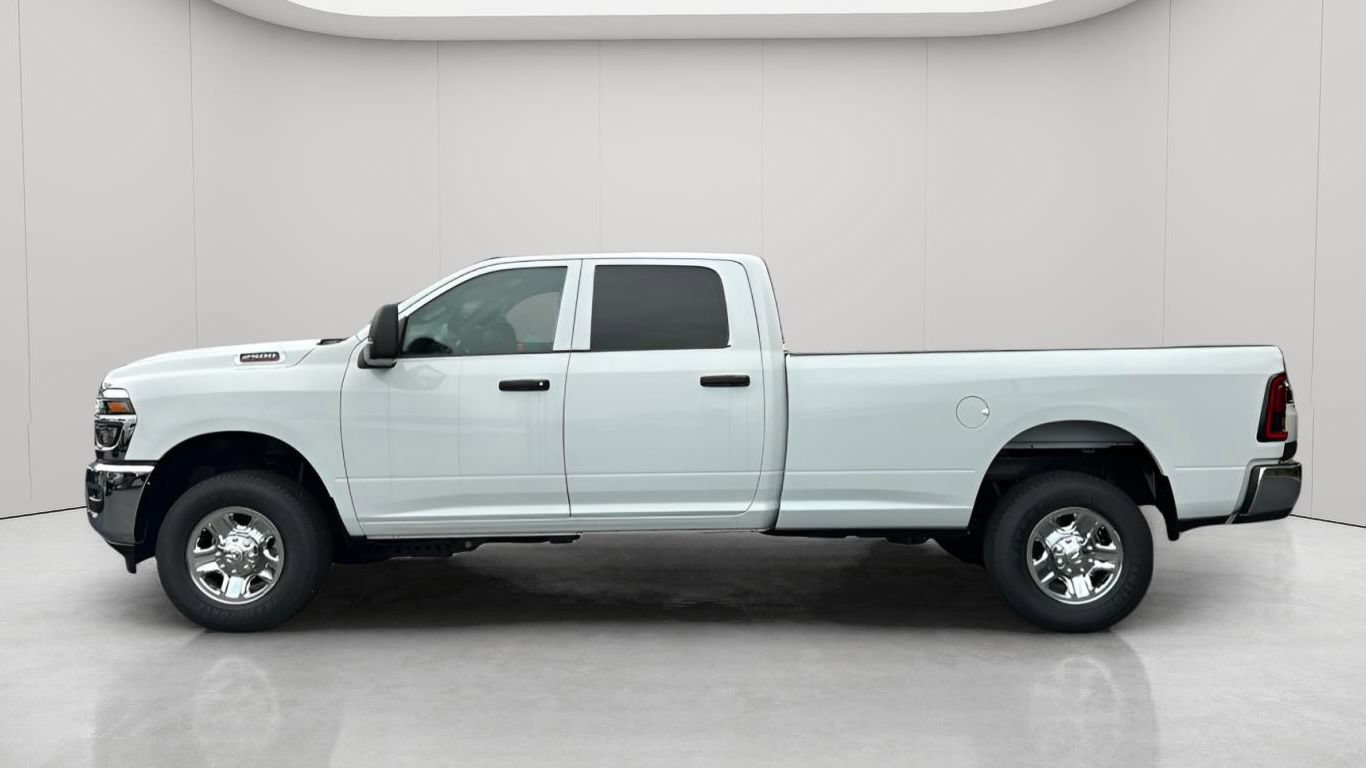 New 2026 RAM 2500 Tradesman w/ Chrome Appearance Group AWD/4WD image 8