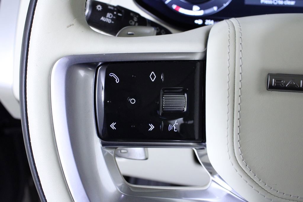 Used 2023 Land Rover Range Rover SE image 24