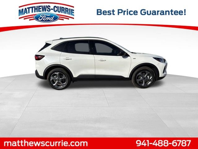 New 2026 Ford Escape ST-Line w/ Tech Pack #1 AWD/4WD image 3