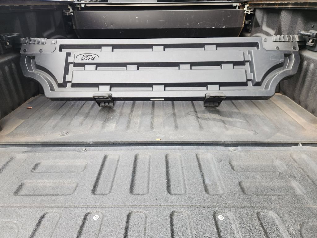 Used 2019 Ford F150 Platinum w/ Equipment Group 701A Luxury image 36