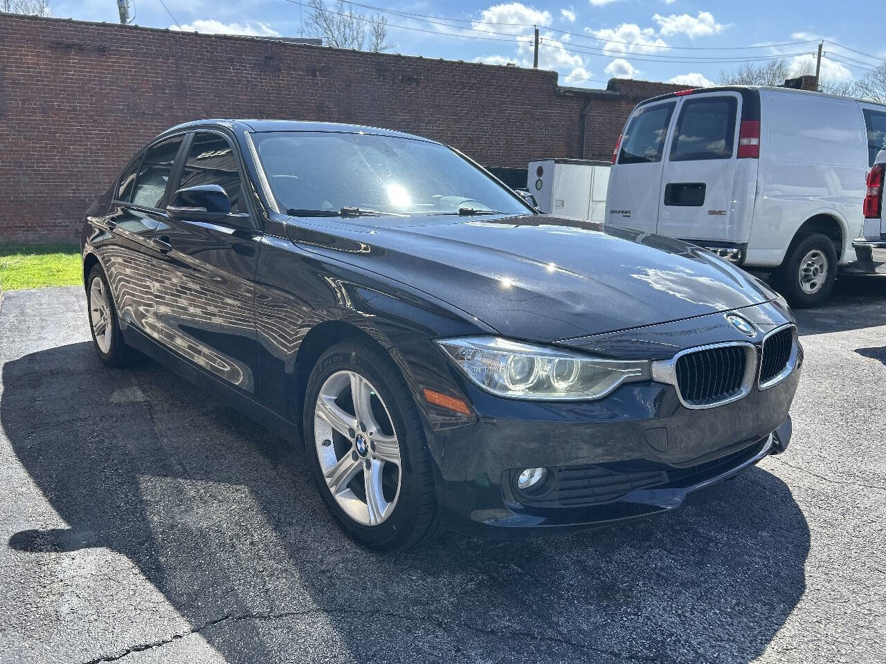 Used 2015 BMW 320i xDrive Sedan AWD/4WD image 5