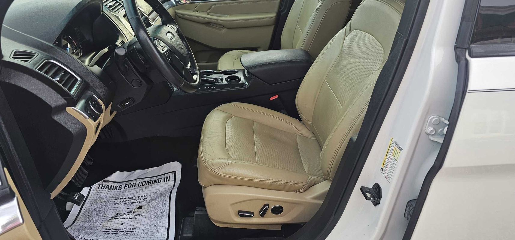 Used 2016 Ford Explorer Limited w/ Equipment Group 301A FWD image 27