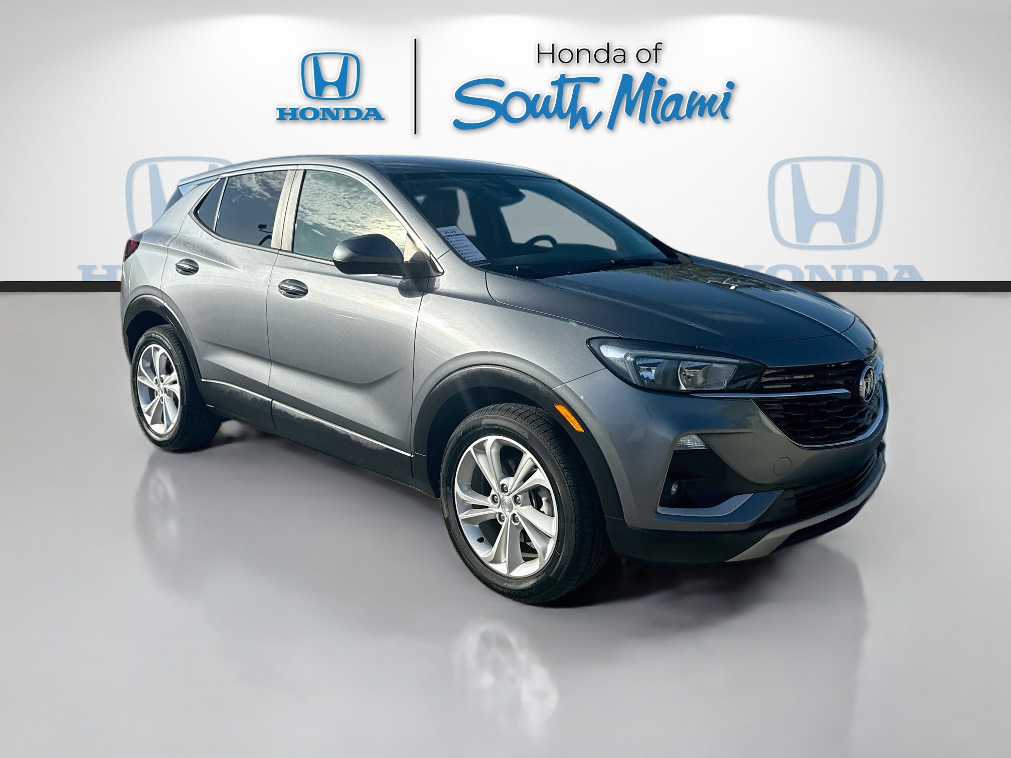 Used 2020 Buick Encore GX Preferred FWD image 1
