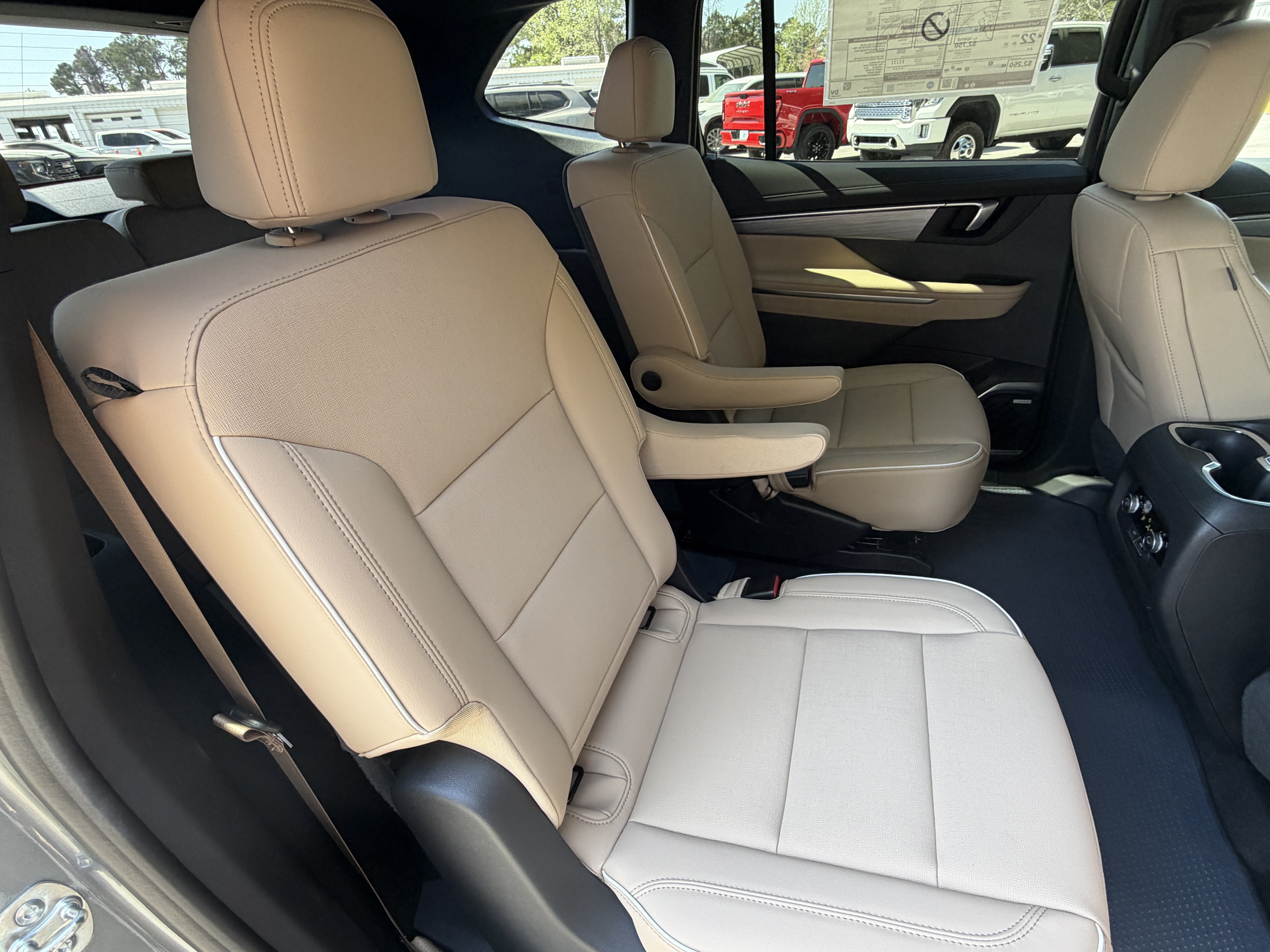 New 2027 Buick Enclave Preferred w/ Power Package FWD image 17