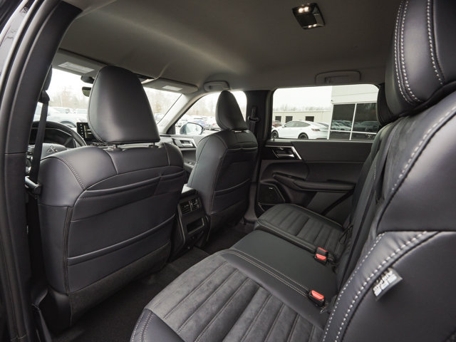 New 2026 Mitsubishi Outlander SE AWD/4WD image 36
