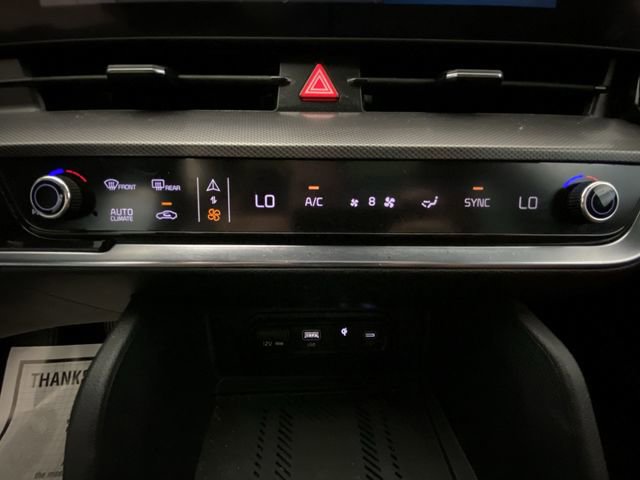 Used 2025 Kia Sportage SX FWD image 19