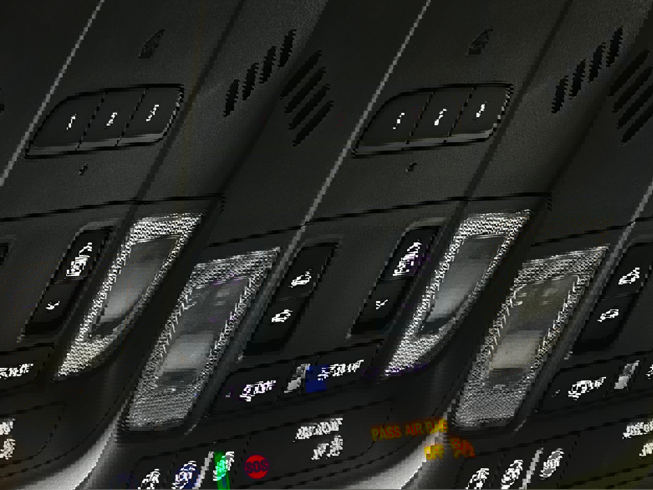 Used 2023 Cadillac XT6 Luxury image 28