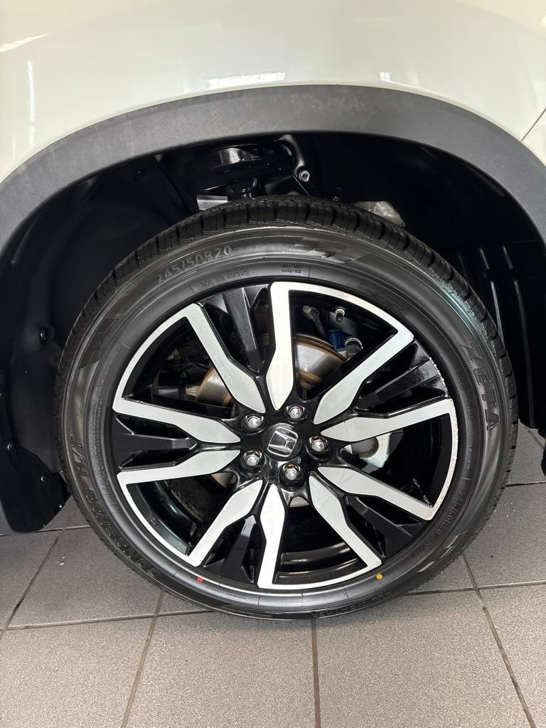 Used 2019 Honda Pilot Touring image 10