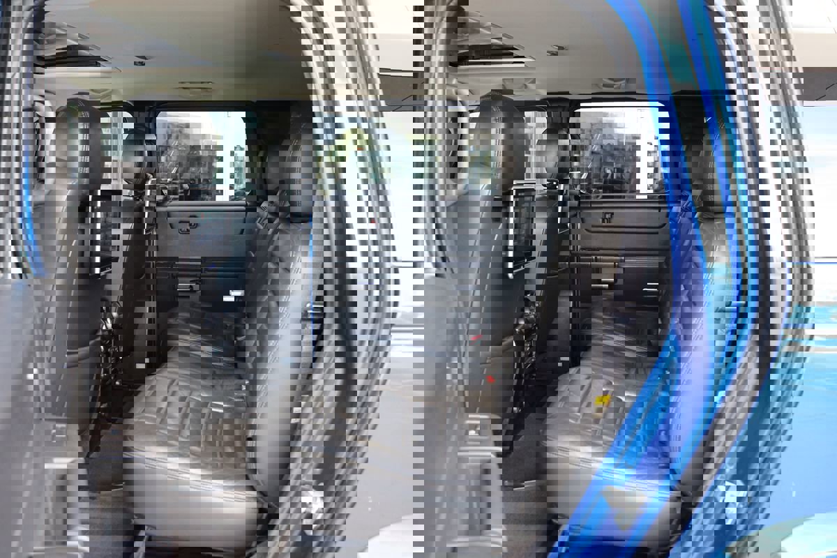 Used 2006 HUMMER H2 w/ Limited Edition H2 image 38