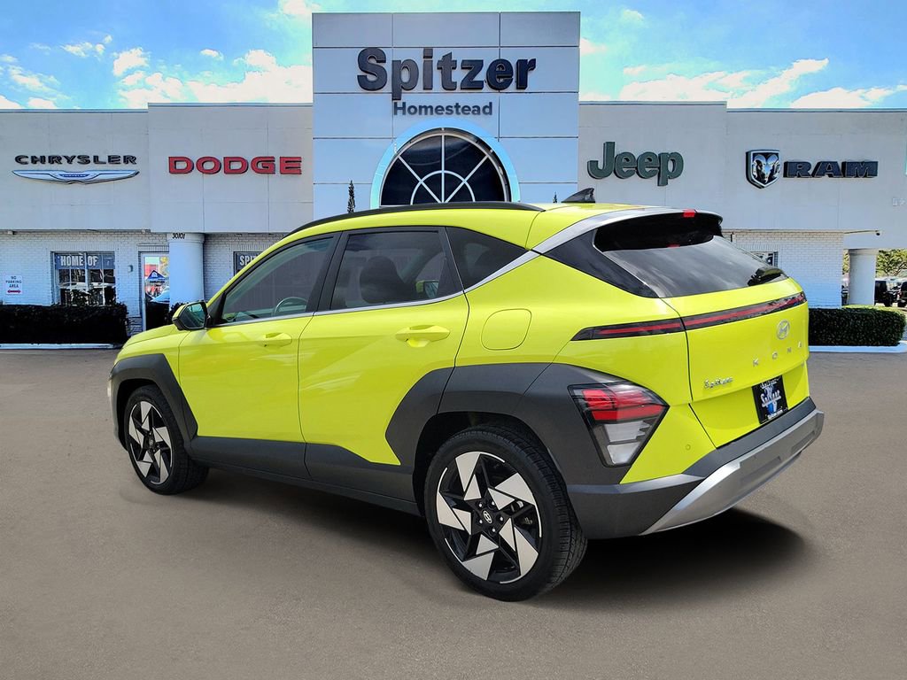 Used 2024 Hyundai Kona Limited FWD image 3