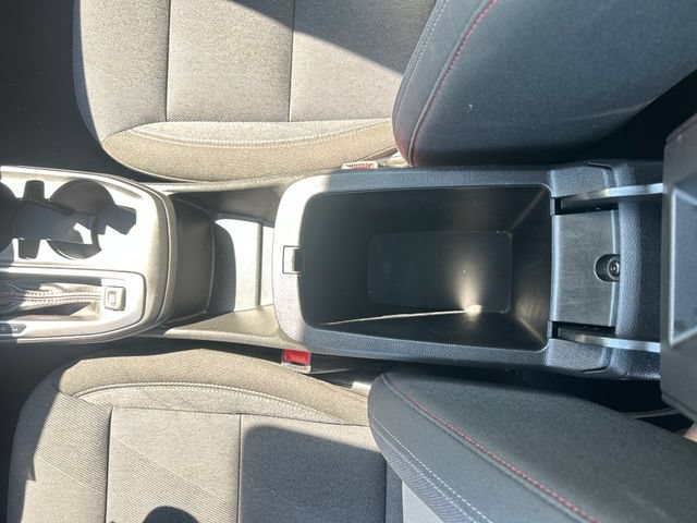 Used 2024 Chevrolet Trax RS w/ Sunroof Package FWD image 22