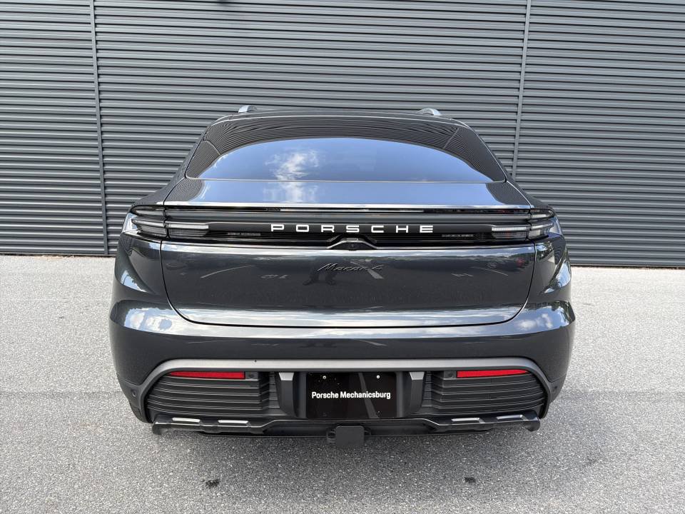 Certified 2025 Porsche Macan 4 Electric AWD/4WD image 4