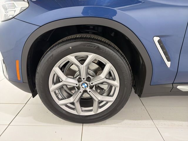 Certified 2023 BMW X4 xDrive30i w/ Convenience Package image 46