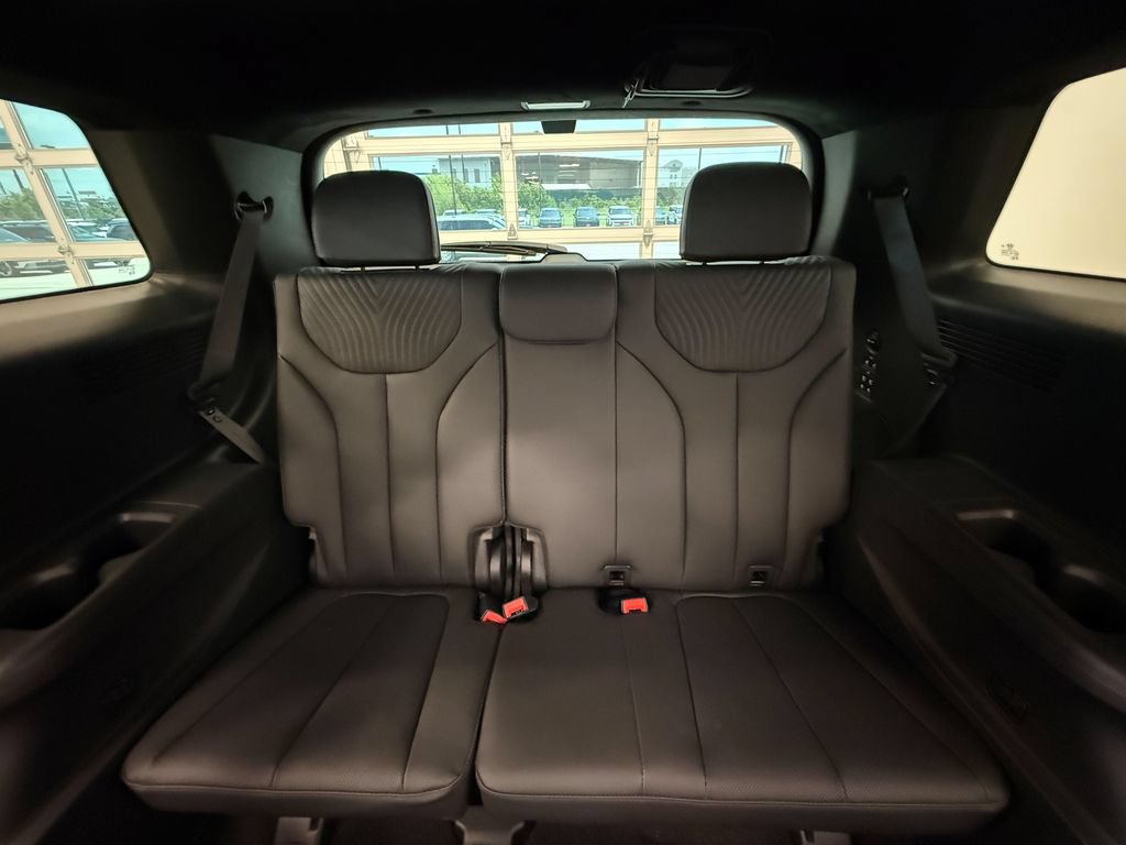 Used 2025 Hyundai Palisade Calligraphy FWD image 41