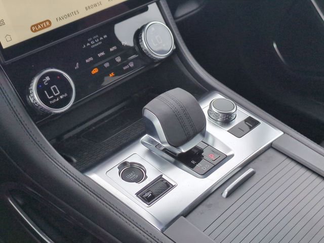 Used 2023 Jaguar F-PACE S AWD/4WD image 9