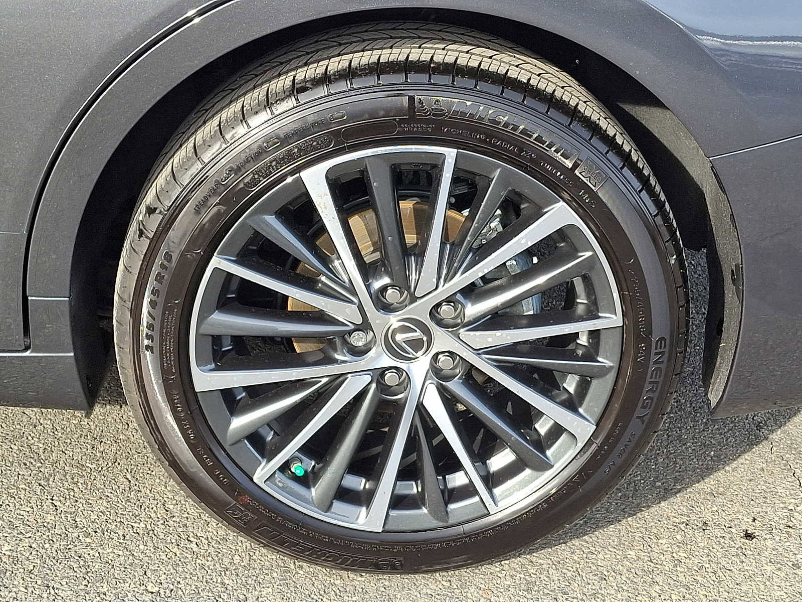 Used 2024 Lexus ES 250 w/ Premium Package image 7