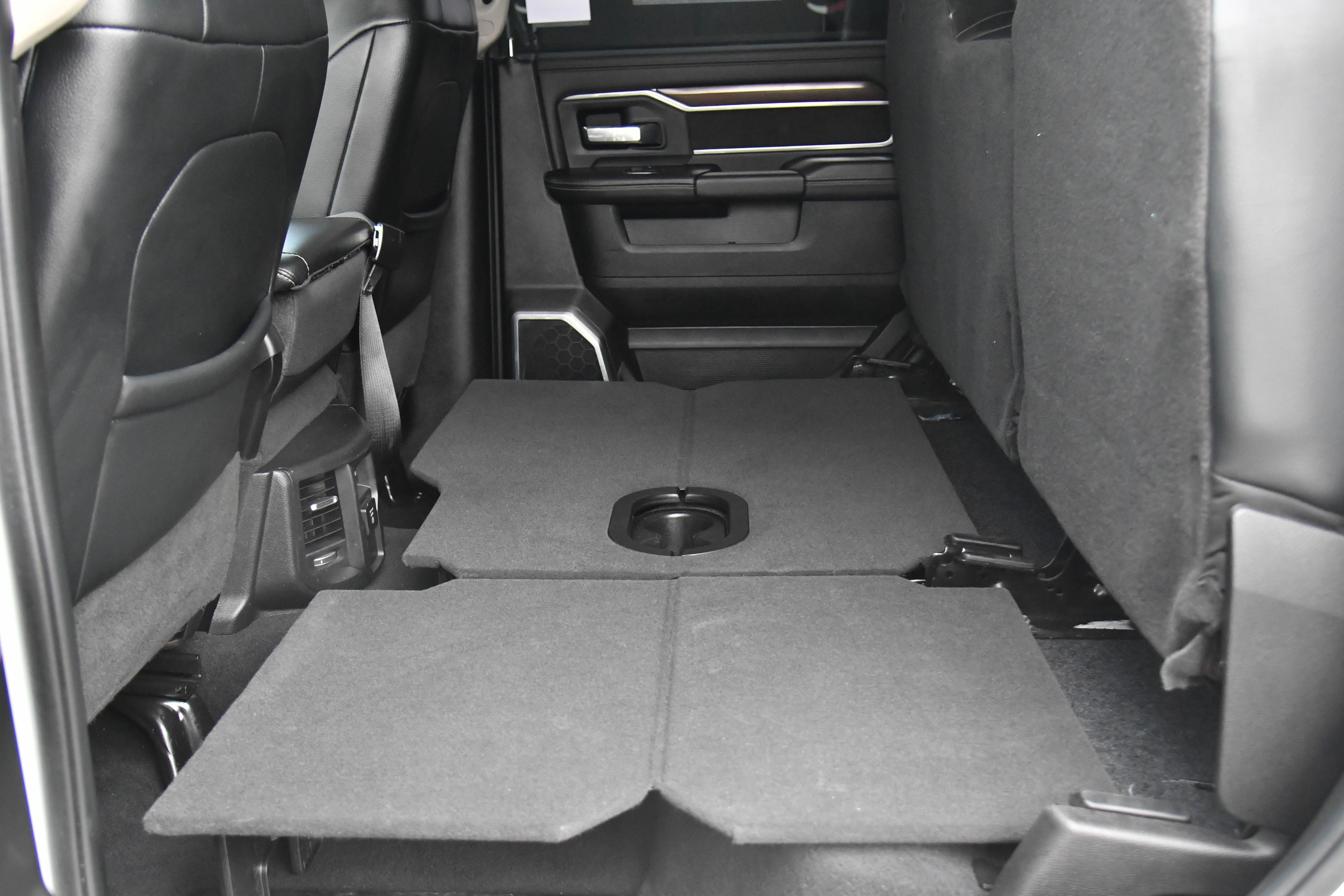 Used 2024 RAM 2500 Laramie image 46