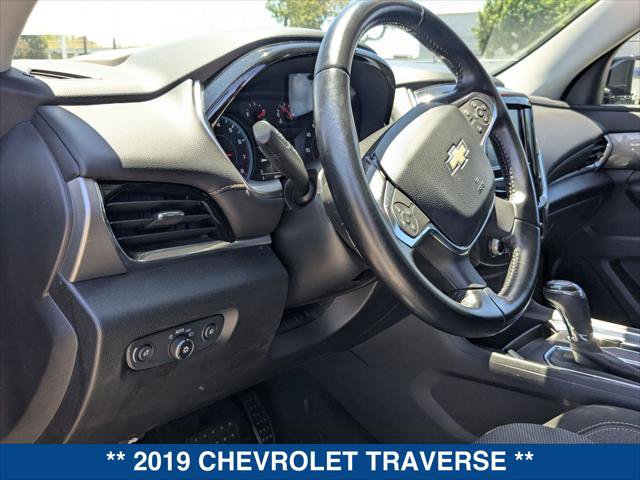 Used 2019 Chevrolet Traverse LT w/ LPO, Cargo Package FWD image 12