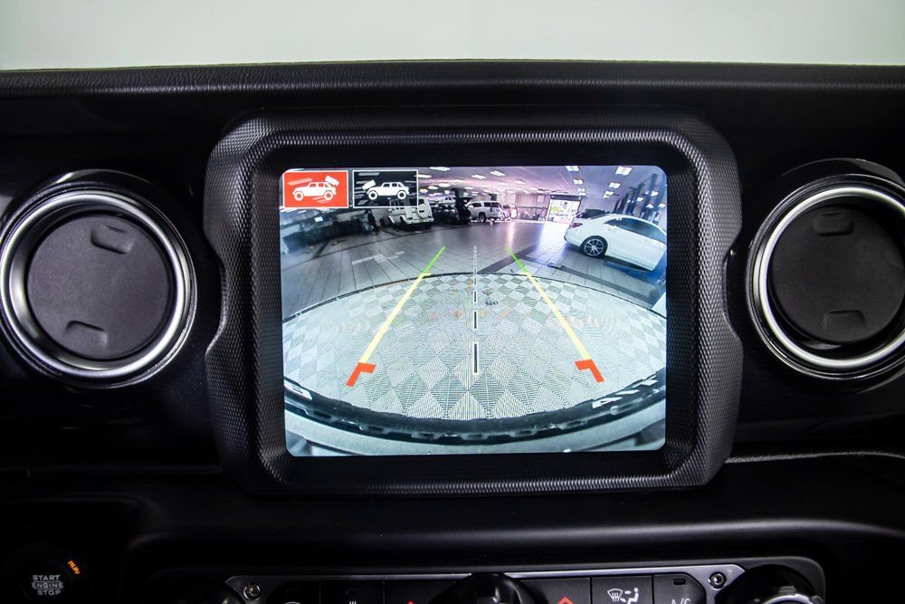 Used 2023 Jeep Wrangler Unlimited Rubicon 392 AWD/4WD image 29