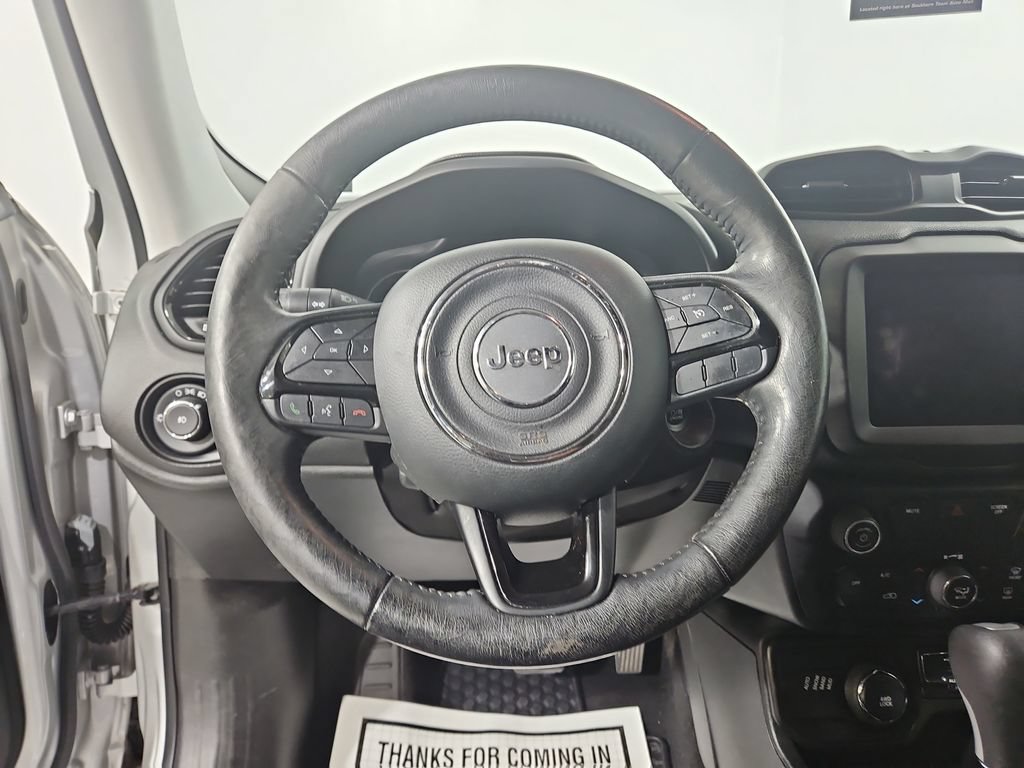 Used 2019 Jeep Renegade Altitude w/ UConnect 8.4 Nav Group AWD/4WD image 15