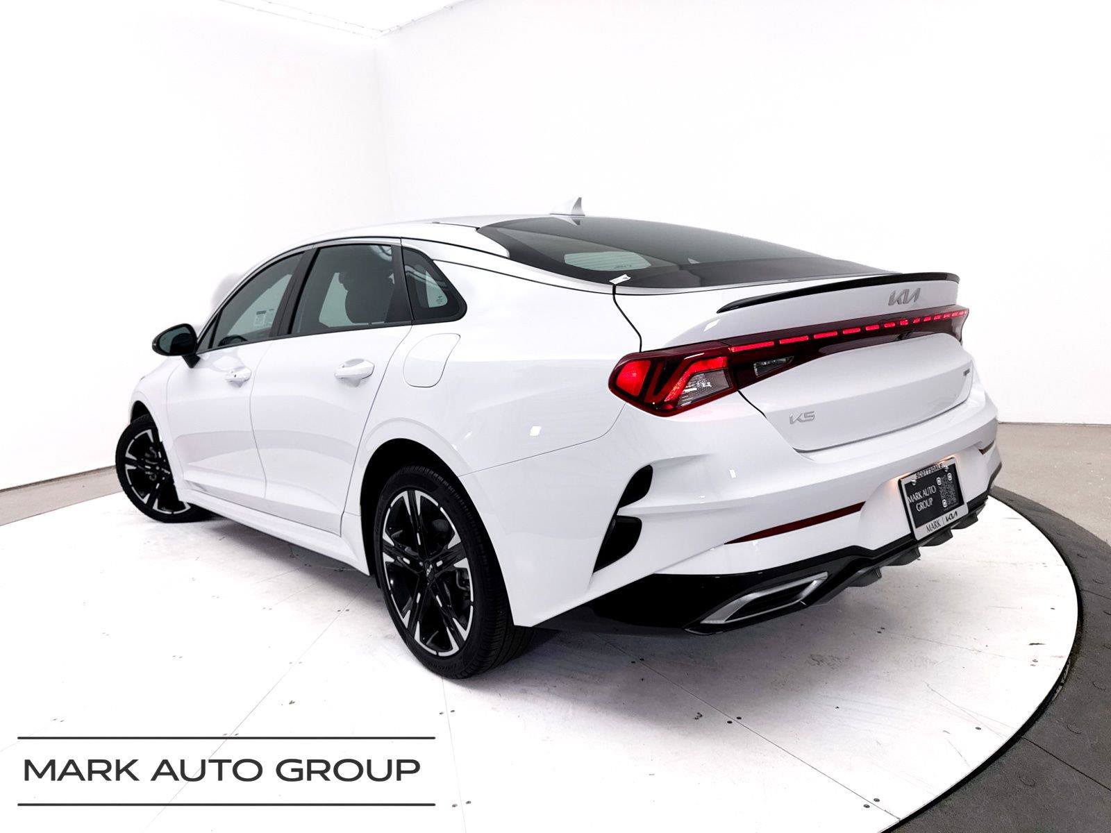 Used 2024 Kia K5 GT-Line w/ GT-Line Premium Package FWD image 2