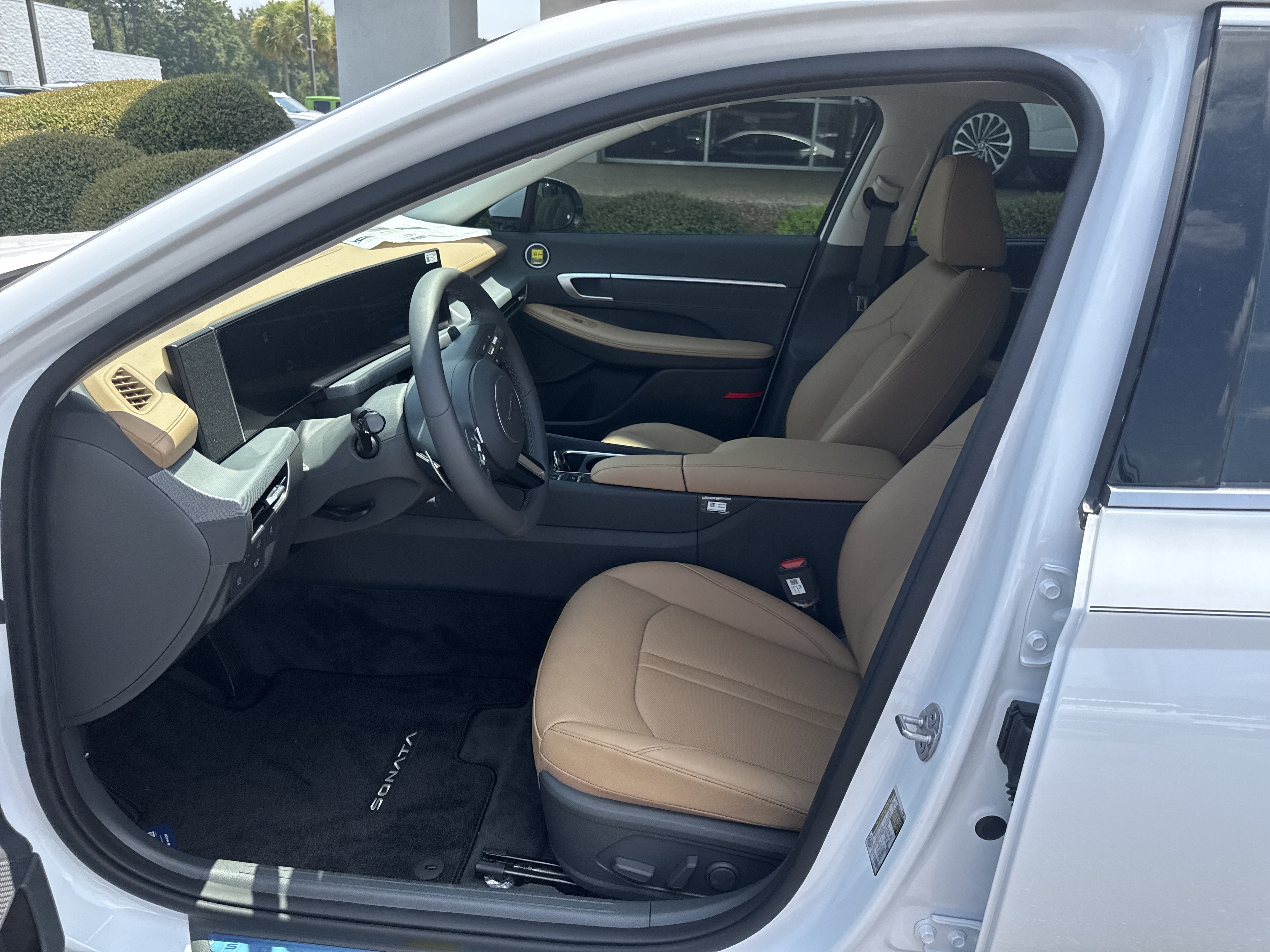 New 2026 Hyundai Sonata Limited FWD image 11