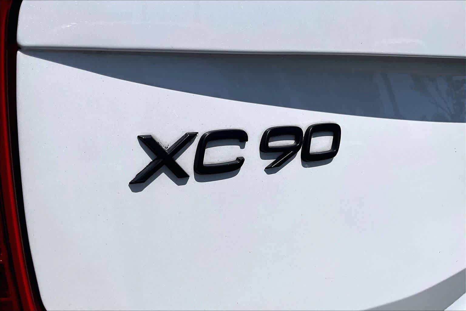Used 2019 Volvo XC90 T6 R-Design w/ Advanced Package AWD/4WD image 9