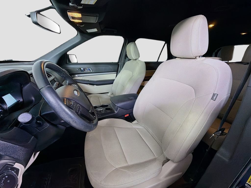 Used 2018 Ford Explorer XLT w/ Equipment Group 201A image 13