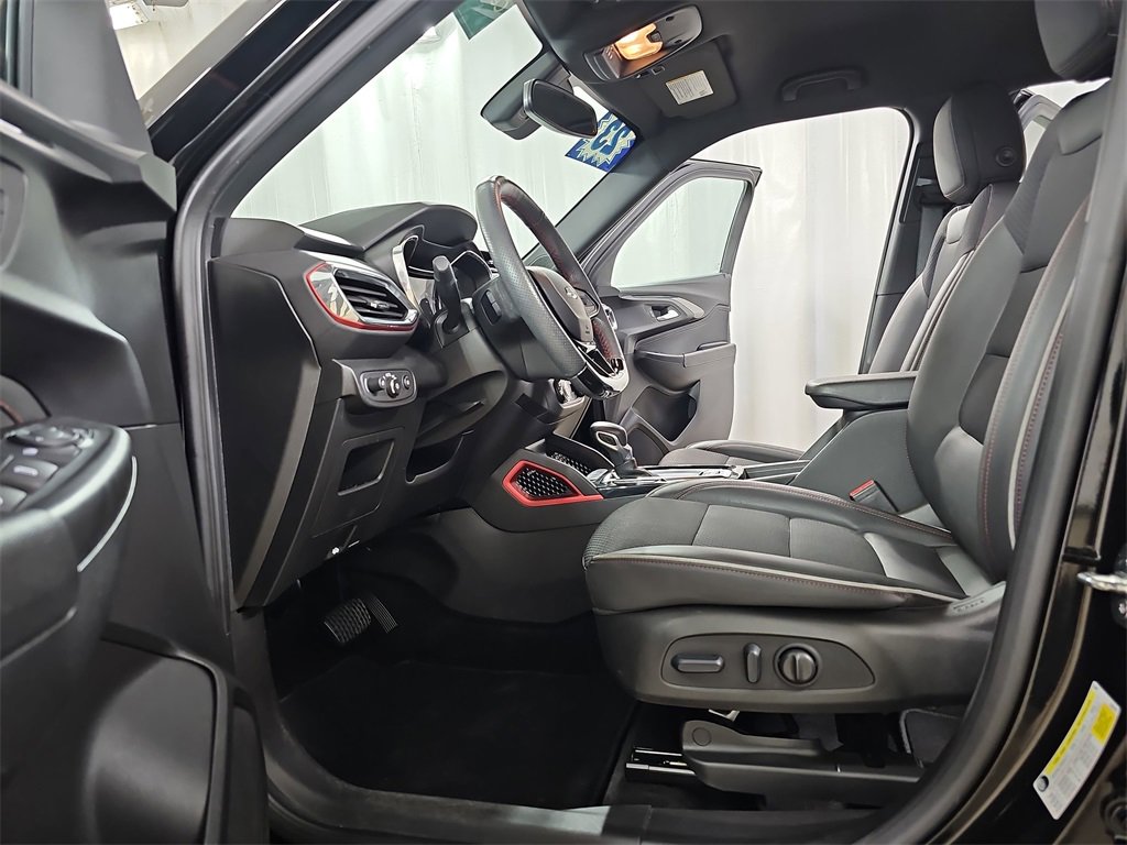 Certified 2023 Chevrolet TrailBlazer RS w/ Convenience Package image 18