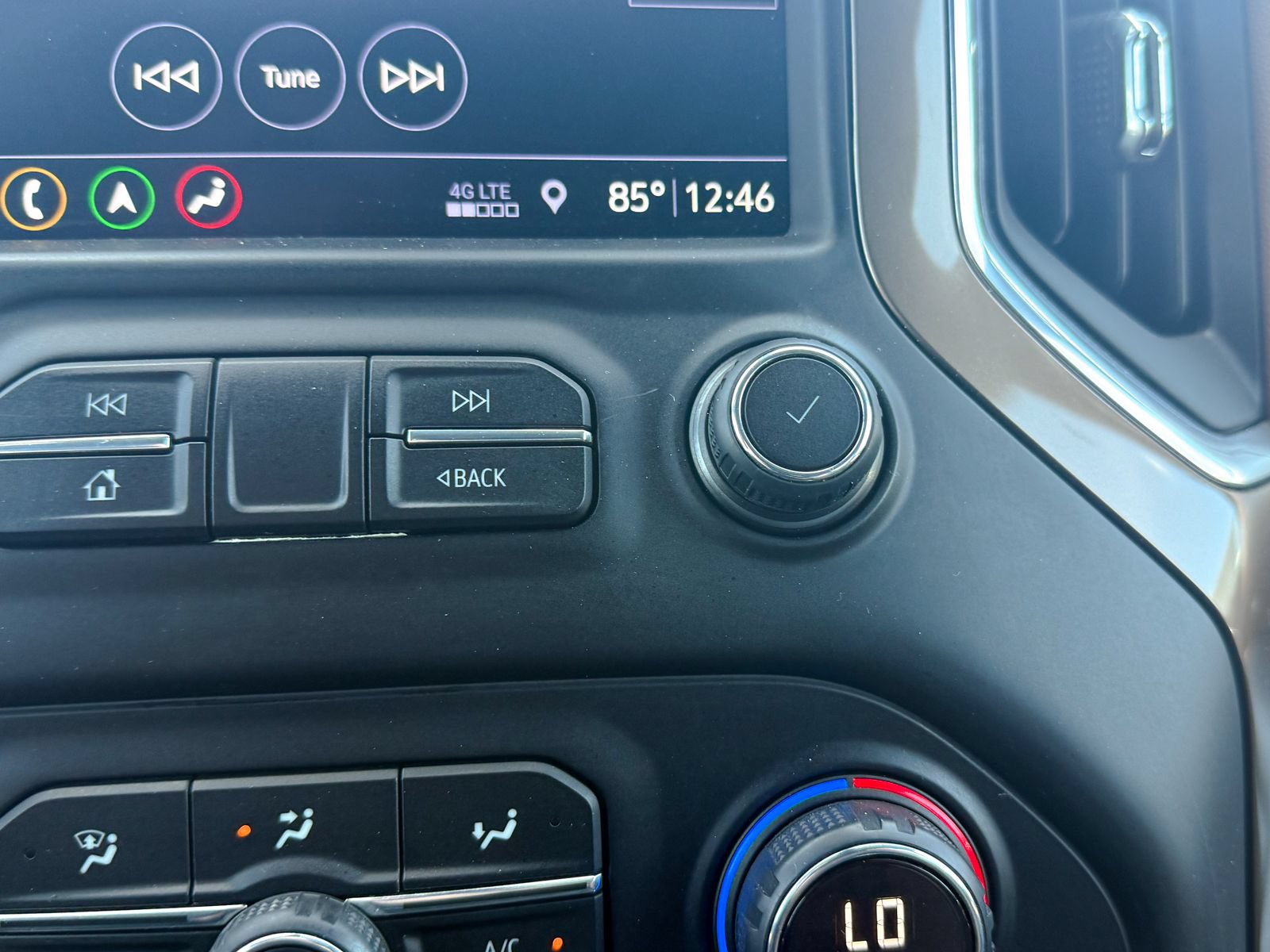 Certified 2019 Chevrolet Silverado 1500 High Country w/ Technology Package AWD/4WD image 27