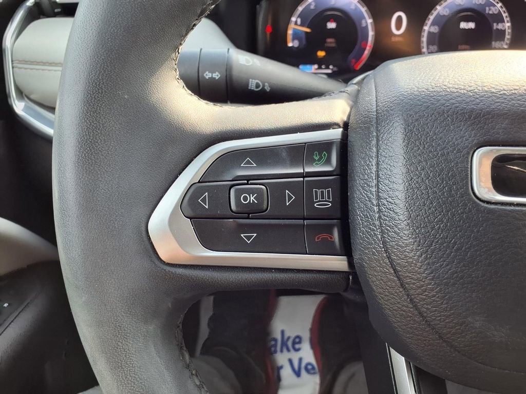 Used 2023 Jeep Compass Limited w/ Elite Group AWD/4WD image 13