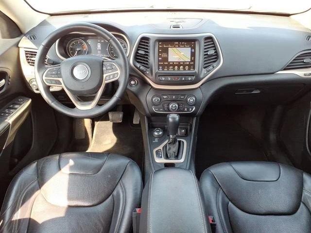 Used 2017 Jeep Cherokee Limited w/ Luxury Group image 18