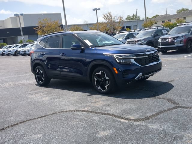 Used 2025 Kia Seltos EX w/ EX Sunroof Package FWD image 4