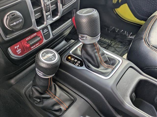 Used 2023 Jeep Gladiator Mojave w/ LED Lighting Group AWD/4WD image 12
