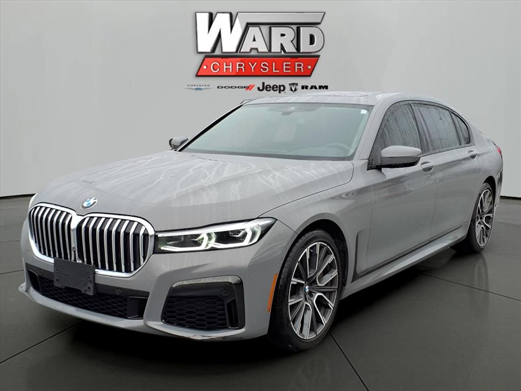 Used 2021 BMW 750i xDrive w/ Executive Package AWD/4WD image 20