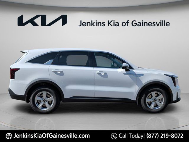 New 2026 Kia Sorento LX FWD image 2