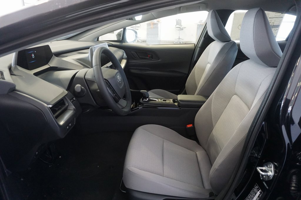 New 2026 Toyota Prius LE image 19