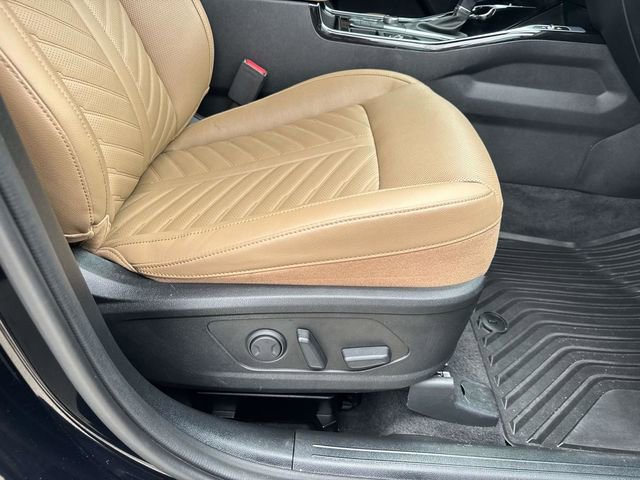 Used 2025 Kia Sorento SX Prestige w/ Olive Brown Leather Package image 21