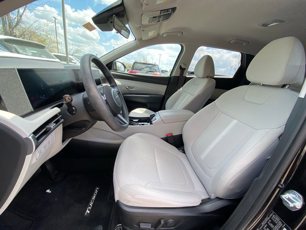 Certified 2025 Hyundai Tucson SEL AWD/4WD image 19