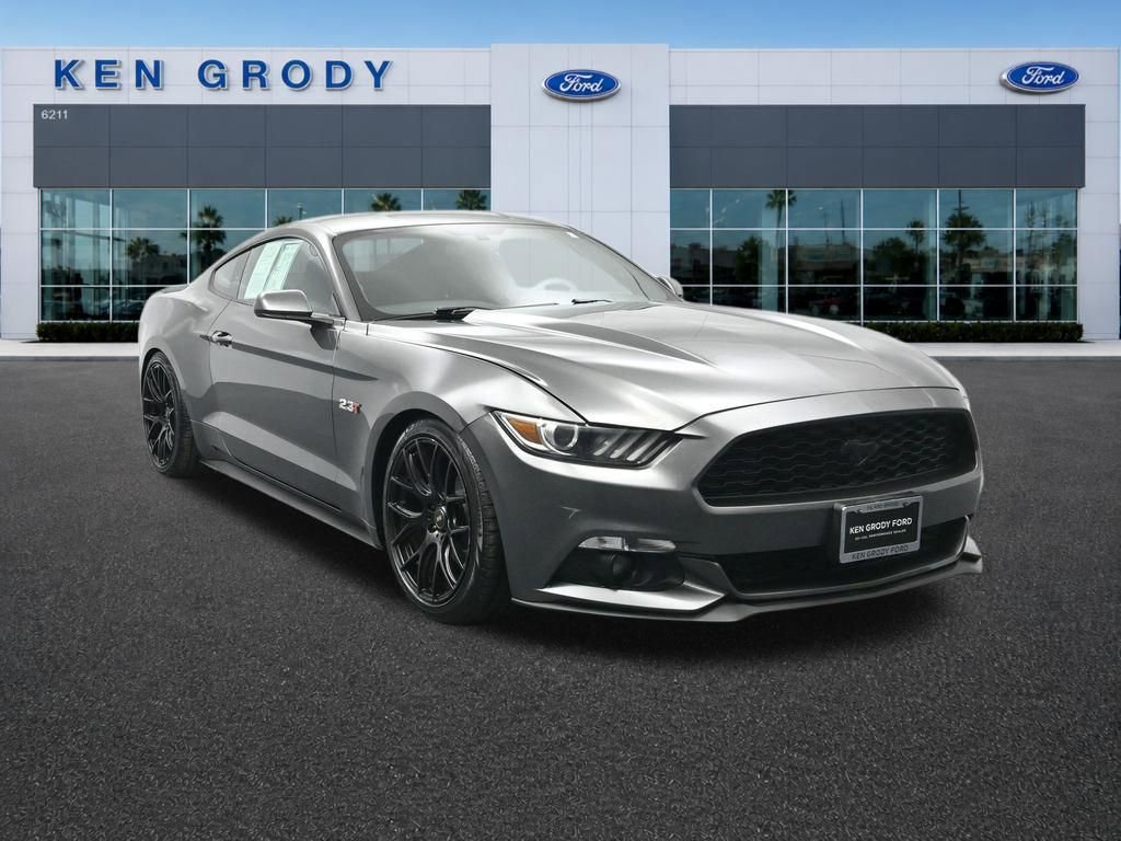 Used 2015 Ford Mustang Coupe RWD image 1